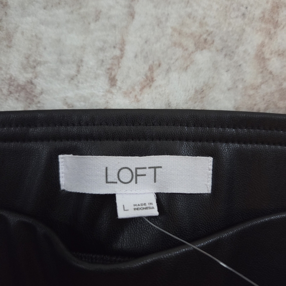 NWT LOFT Black Leather Legging Pants - Picture 2 of 5